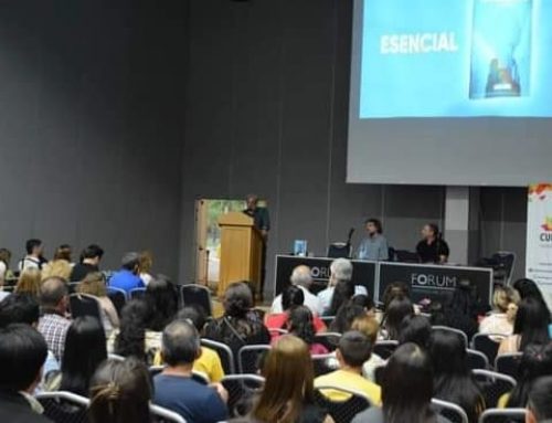 Se presentó en el Fórum el libro «Ser Esencial» basado en la serie de la TV Pública